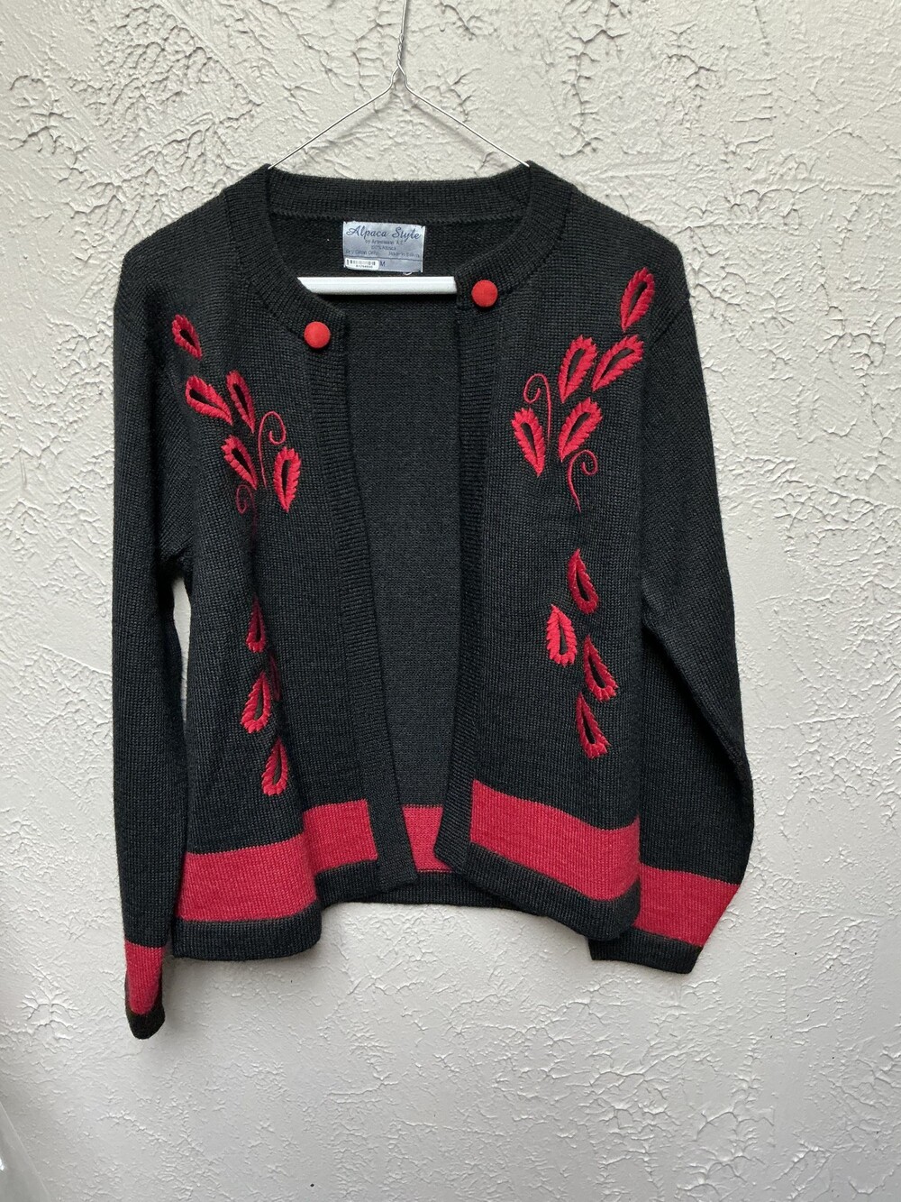 Alpaca Style Medium Black 100% Alpaca Cardigan Embroidered Sweater